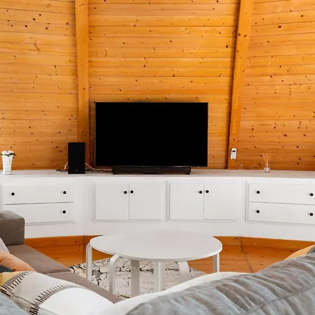 Casa Iglu * Бенальмадена