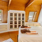 Casa Iglu 別荘 ベナルマデナ